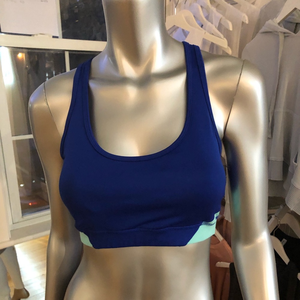 Express Core Performance Sports Bra - Picture 2 of 2